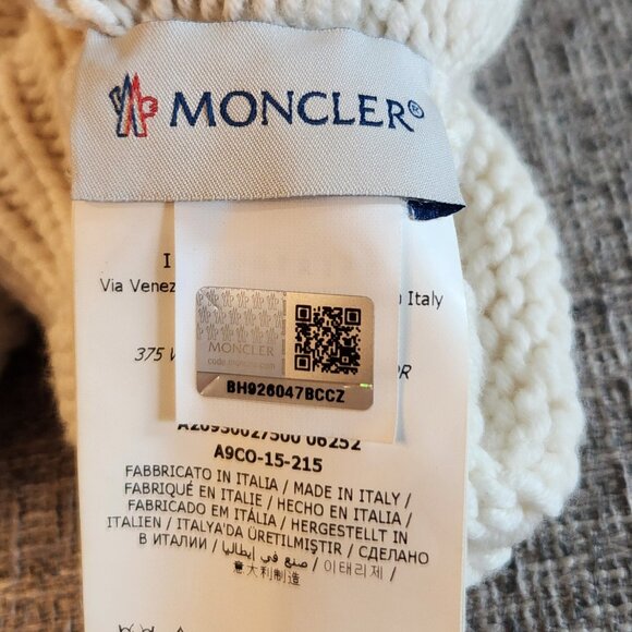 Moncler Berretto 100% Virgin Wool Knit Beanie w/ PomPom - Picture 12 of 14